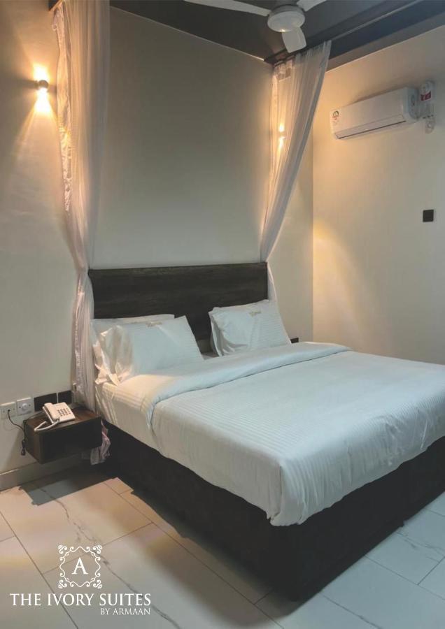 The Ivory Suites Момбаса Екстериор снимка